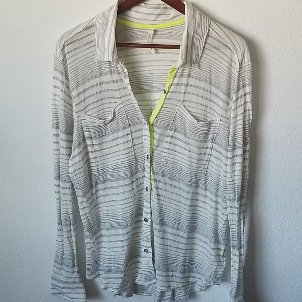 Willow & Clay Button Down
